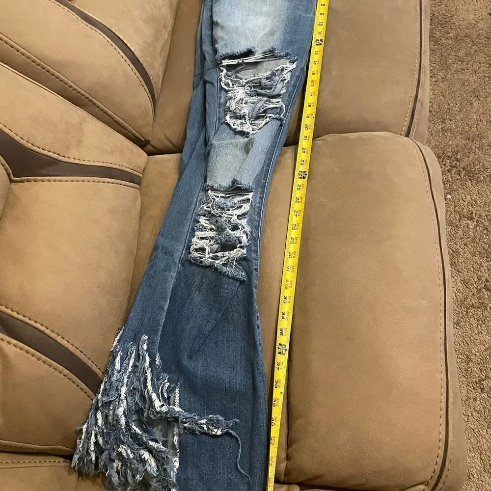 Plus Size Distressed Jeans- NWT